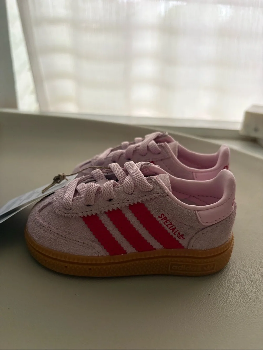 adidas low top